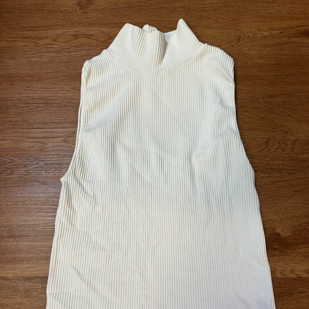Ribbed TurtleNeck Top